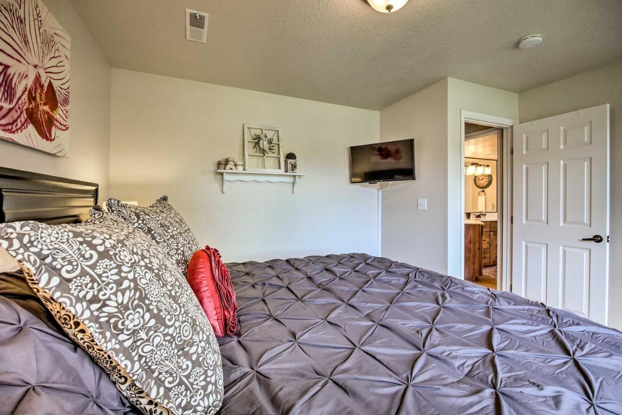 Lovely St George Condo With Resort-Style Amenities! セントジョージ エクステリア 写真