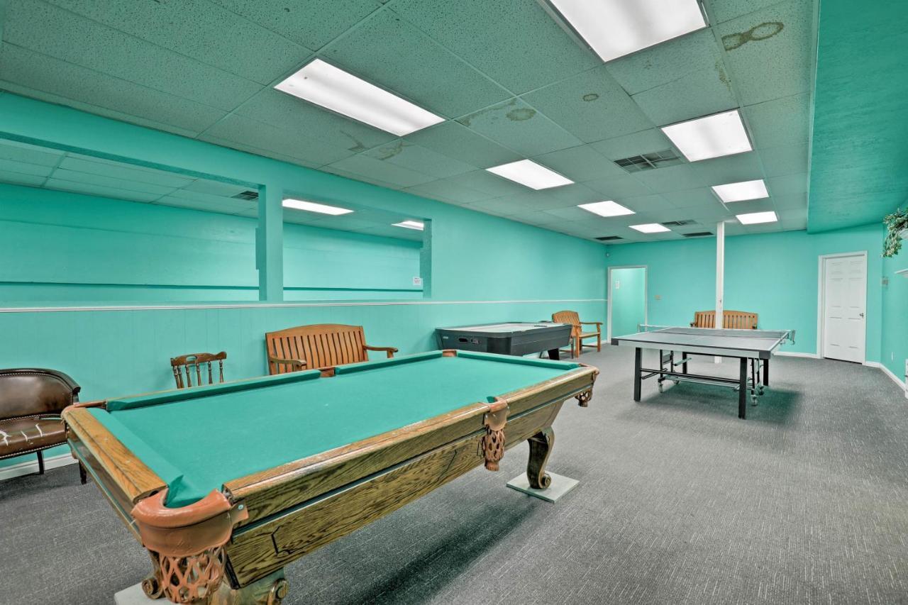 Lovely St George Condo With Resort-Style Amenities! セントジョージ エクステリア 写真