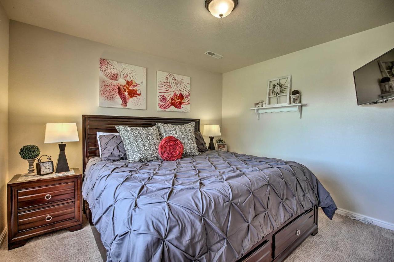 Lovely St George Condo With Resort-Style Amenities! セントジョージ エクステリア 写真